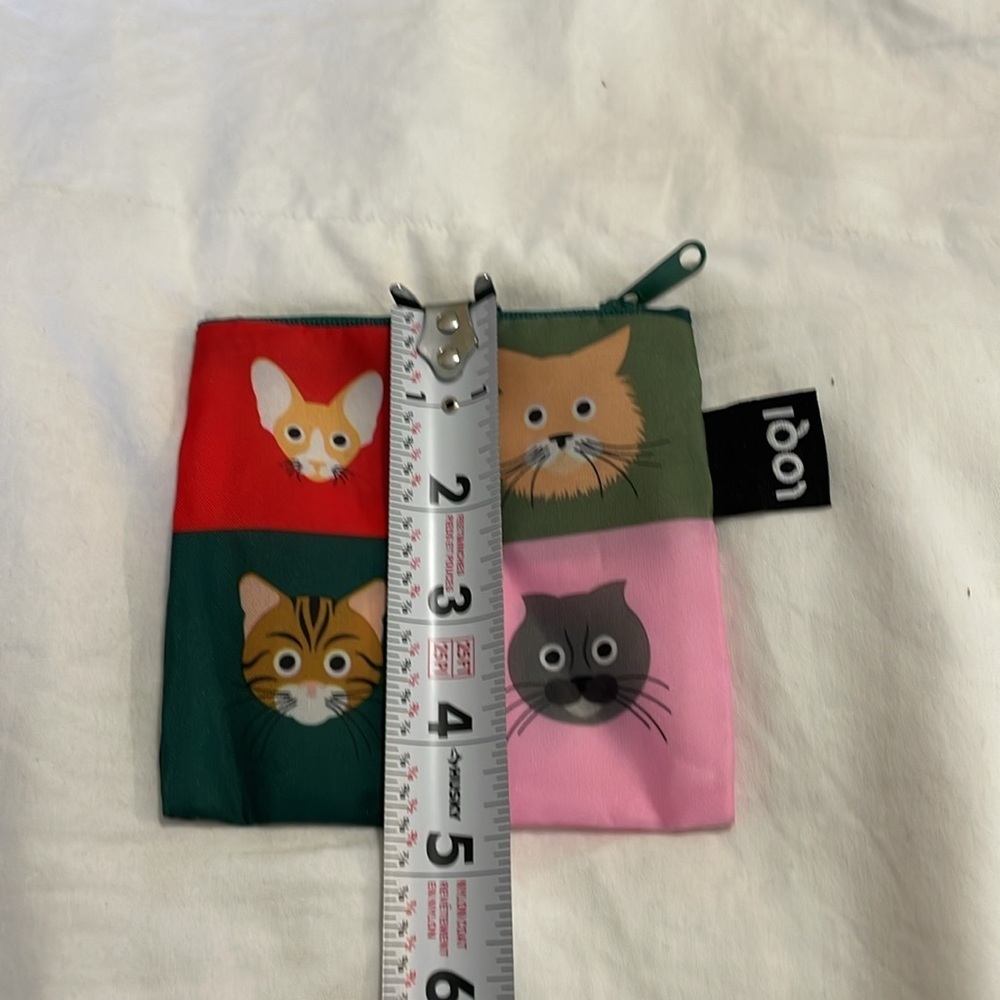 LOQI | Two | Mini | Zippered | Coin/Accessories/Essentials/Toiletries| Pouches - Picture 9 of 15
